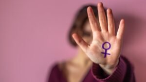 Lei cria protocolo de atendimento a vítimas de violência física e sexual