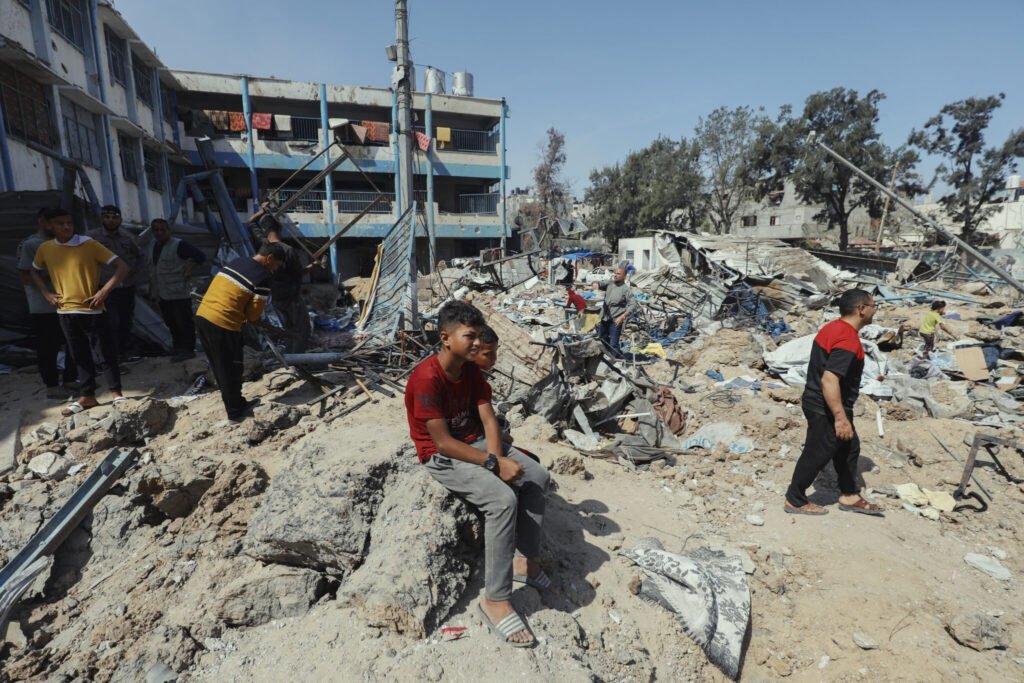 Especialista da ONU teme destruição de provas com retirada de escombros em Gaza