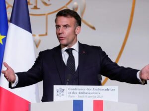 Macron: visita do premiê do Iraque mostra que França pode desempenhar papel de equilíbrio