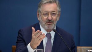 Brasil precisa se relacionar com todos os parceiros comerciais possíveis, diz ministro