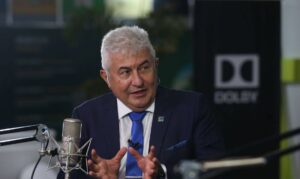 Pontes defende manter em lei imposto sobre compras internacionais