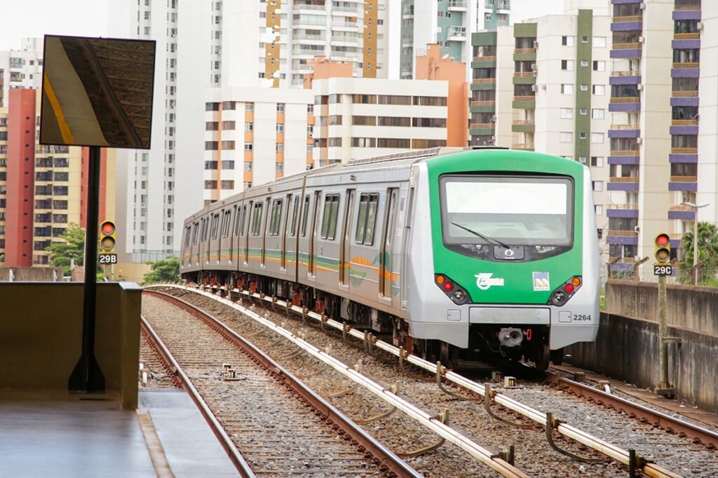 Governo do DF prevê investimento de R$ 29 bilhões em expansão do metrô e novas linhas de VLT