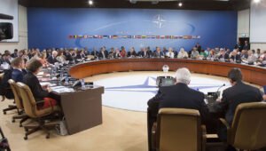 Manobra militar da Otan leva crise com a Rússia para o Ártico