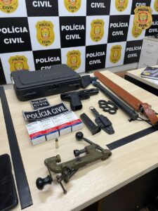 Homem é preso após polícia encontrar munição durante busca por arma em Brasília