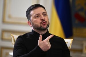Putin é ‘paciente zero’ que espalha guerra e precisa ser parado, diz Zelenski
