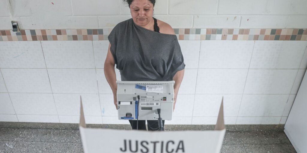 TSE verifica sistemas eleitorais e emite zerésima de urnas eletrônicas