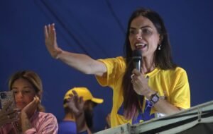 Paula Belmonte fica em terceiro lugar e não declara apoio a nenhum candidato
