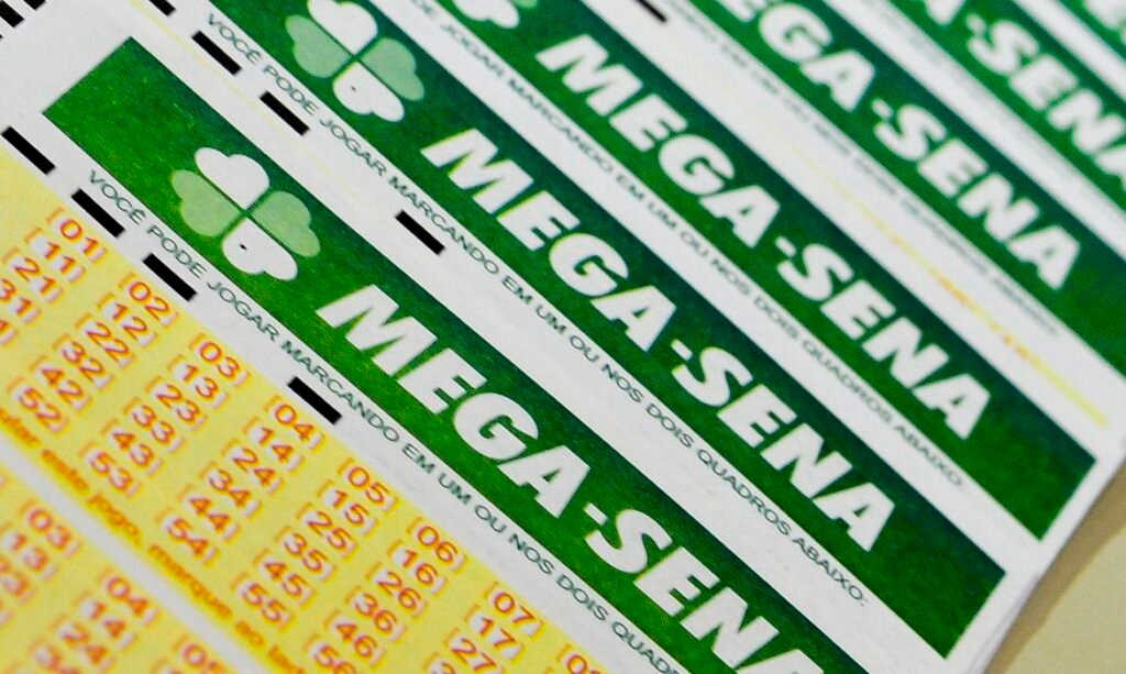 Mega-Sena acumula e prêmio vai a R$ 100 milhões