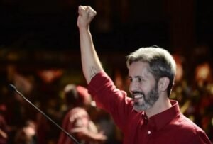 Leandro Grass promete reforço na saúde e apoio social no Varjão
