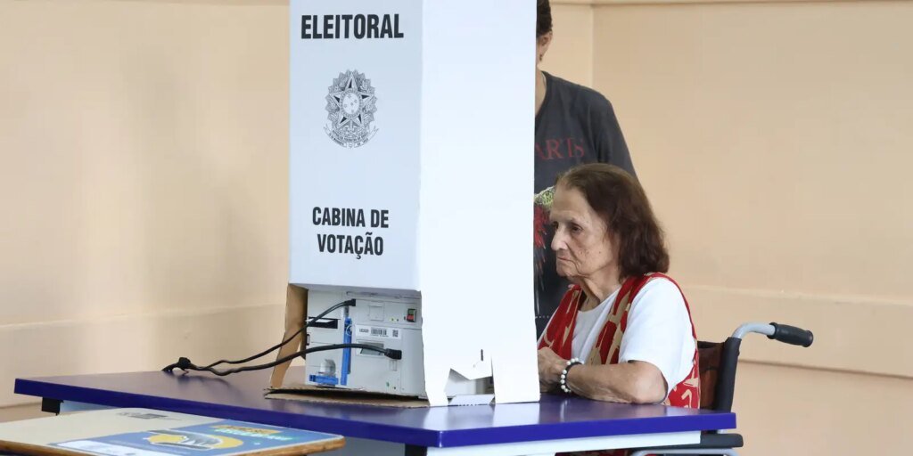 Eleições 2026: saiba quem tem direito à prioridade na fila de votação