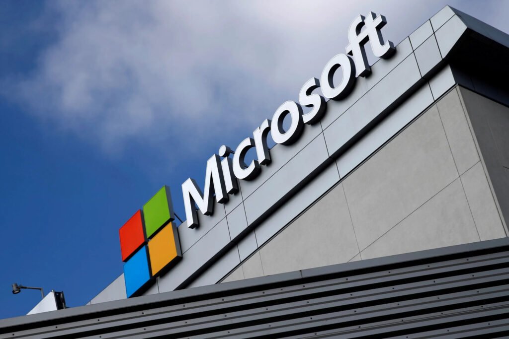 Microsoft propõe saídas voluntárias a 60.000 funcionários nos EUA, Canadá, Índia e Reino Unido