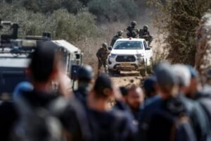 Israel detém candidato ao Congresso dos EUA durante colheita de azeitonas na Cisjordânia