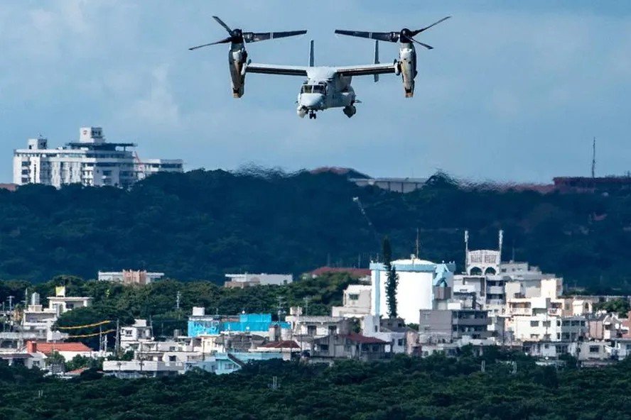 Prisão de fuzileiro dos EUA por suspeita de latrocínio em Okinawa provoca indignação no Japão