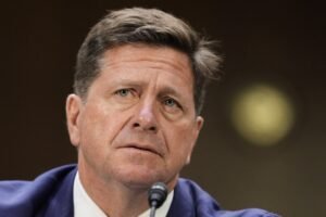 Trump confirma diretor de inteligência nacional como novo czar da IA