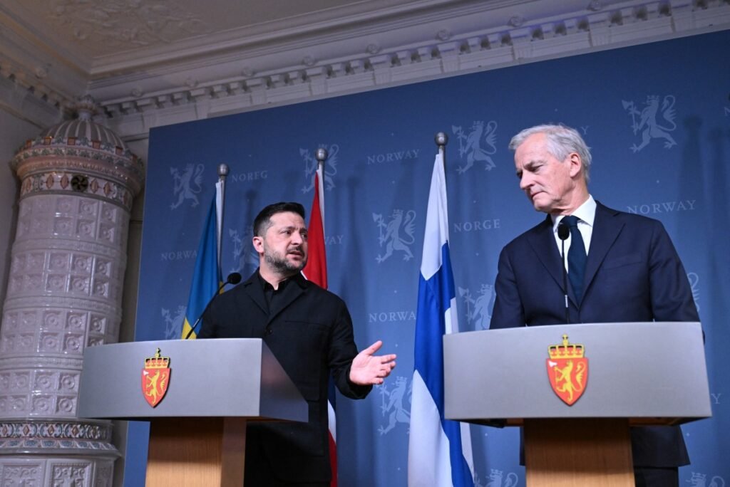 Conversas entre Zelensky e enviados dos EUA foram “muito produtivas”