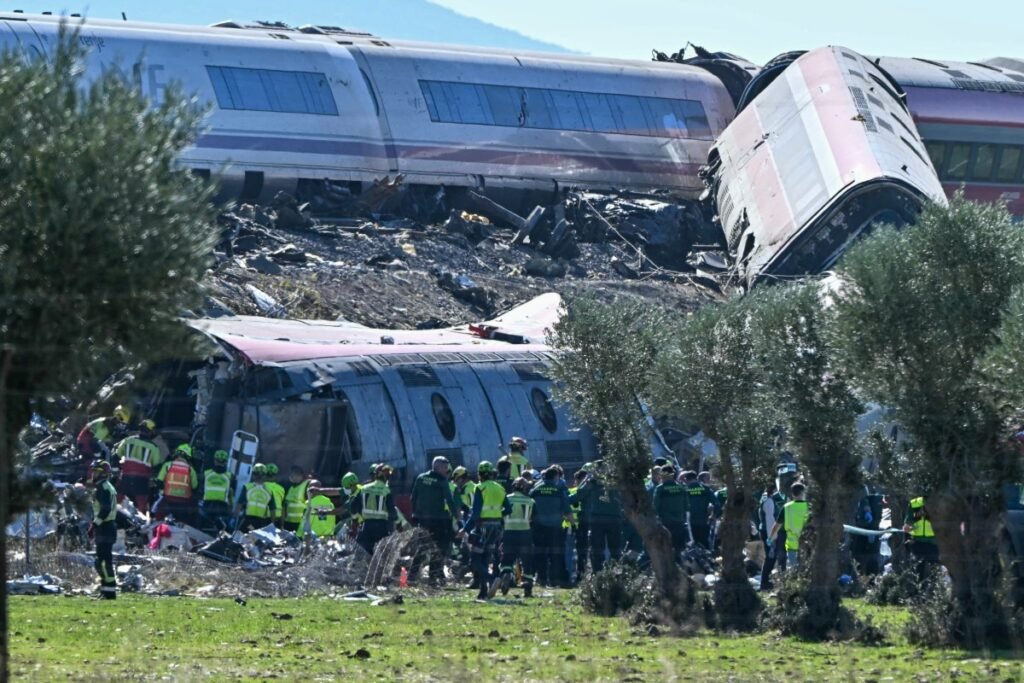 Ao menos 68 mortos no segundo acidente ferroviário grave do ano na Espanha