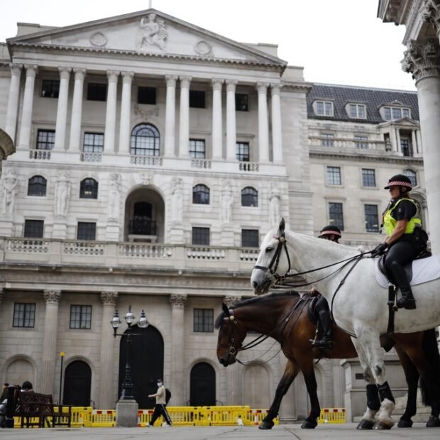 files britain health virus economy boe