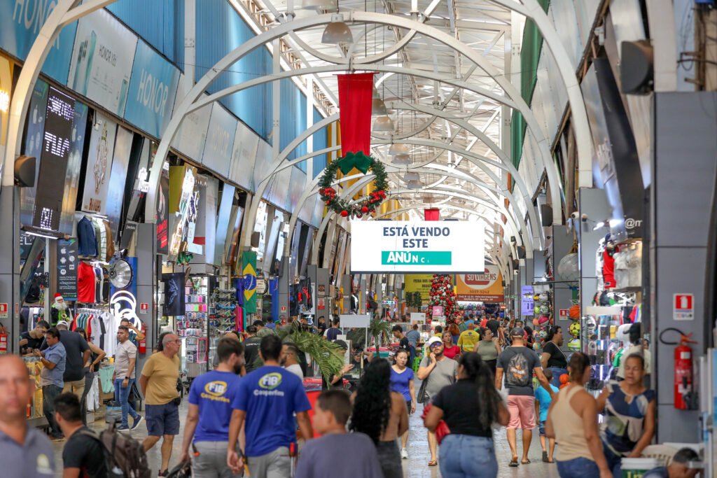 Comércio varejista no DF sobe além da média nacional