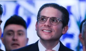 Hugo Motta autoriza deputados eleitos a antecipar cota para viagem