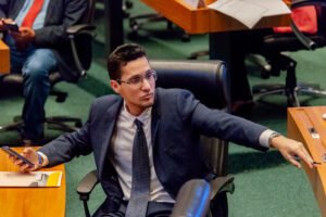 Joaquim Roriz Neto assume liderança do PL na CLDF