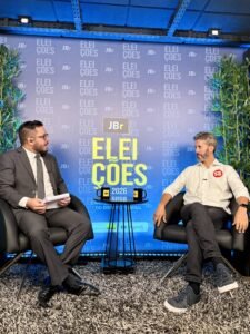 ‘Celina não tem moral para resolver a Saúde’, dispara Leandro Grass
