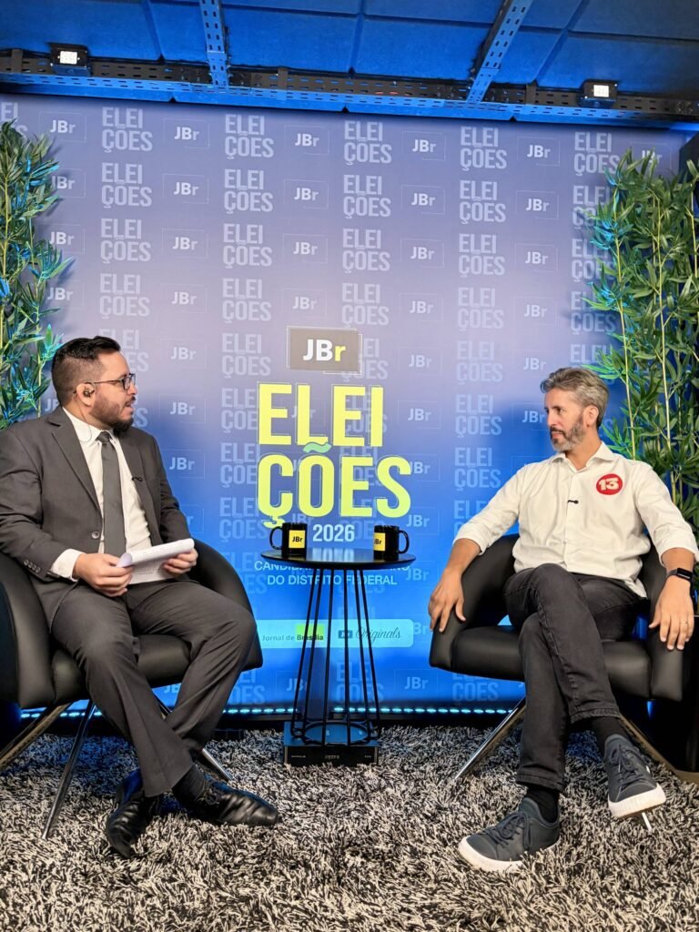 ‘Celina não tem moral para resolver a Saúde’, dispara Leandro Grass