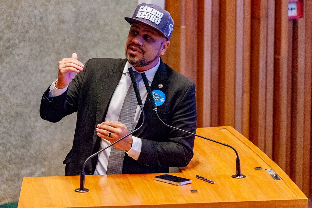 Max Maciel bate recorde histórico com 80,5 mil votos para a CLDF