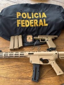 pm e três ex agentes são presos pela pf