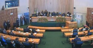 CLDF aprova proposta orçamentária de R$ 1,2 bilhão para 2027