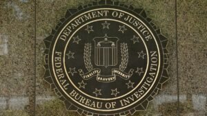 Novas acusações são apresentadas contra James Comey, ex-chefe do FBI e crítico de Trump