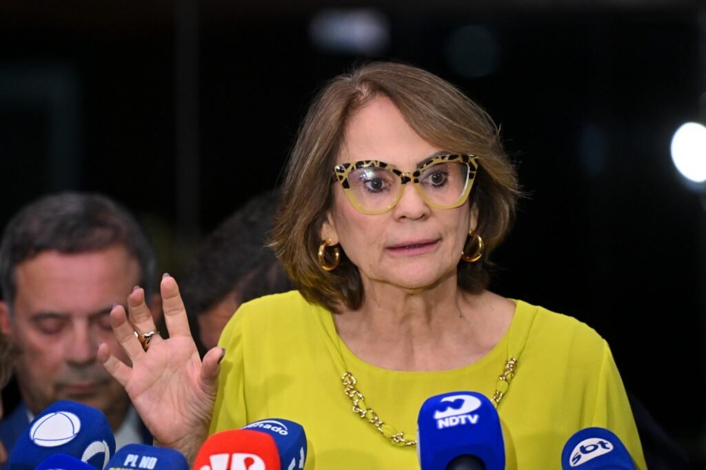Damares pede investigação do STF e de suposto esquema de Vorcaro
