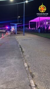 Homem é detido após arremessar mochila perto do STF em Brasília