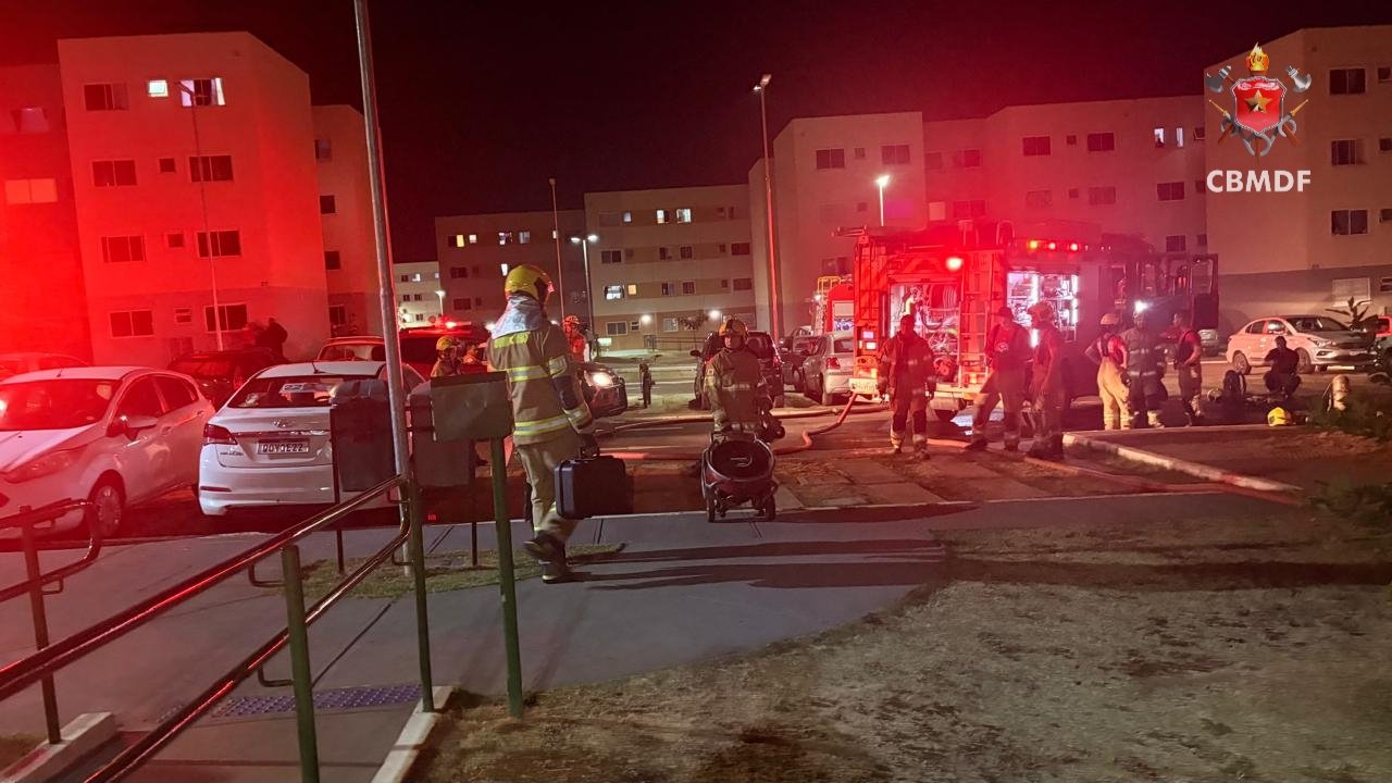 Incêndio atinge apartamento no Itapoã Park