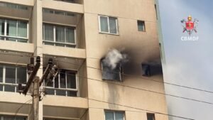 Homem é resgatado após incêndio em apartamento em Samambaia
