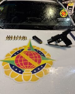 Trio é preso com pistola de numeração raspada durante abordagem em Águas Claras