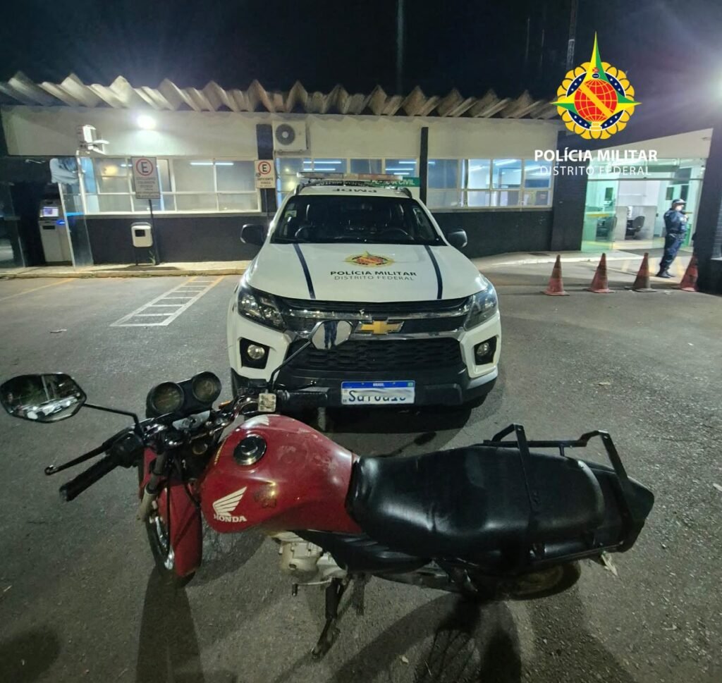 PM recupera moto roubada e prende suspeito de receptação no Gama