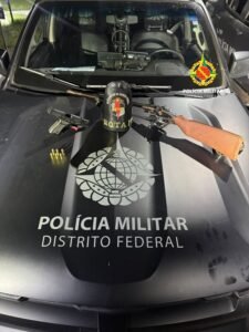 ROTAM apreende pistola e espingarda após ocupantes de veículo fugirem em Santa Maria