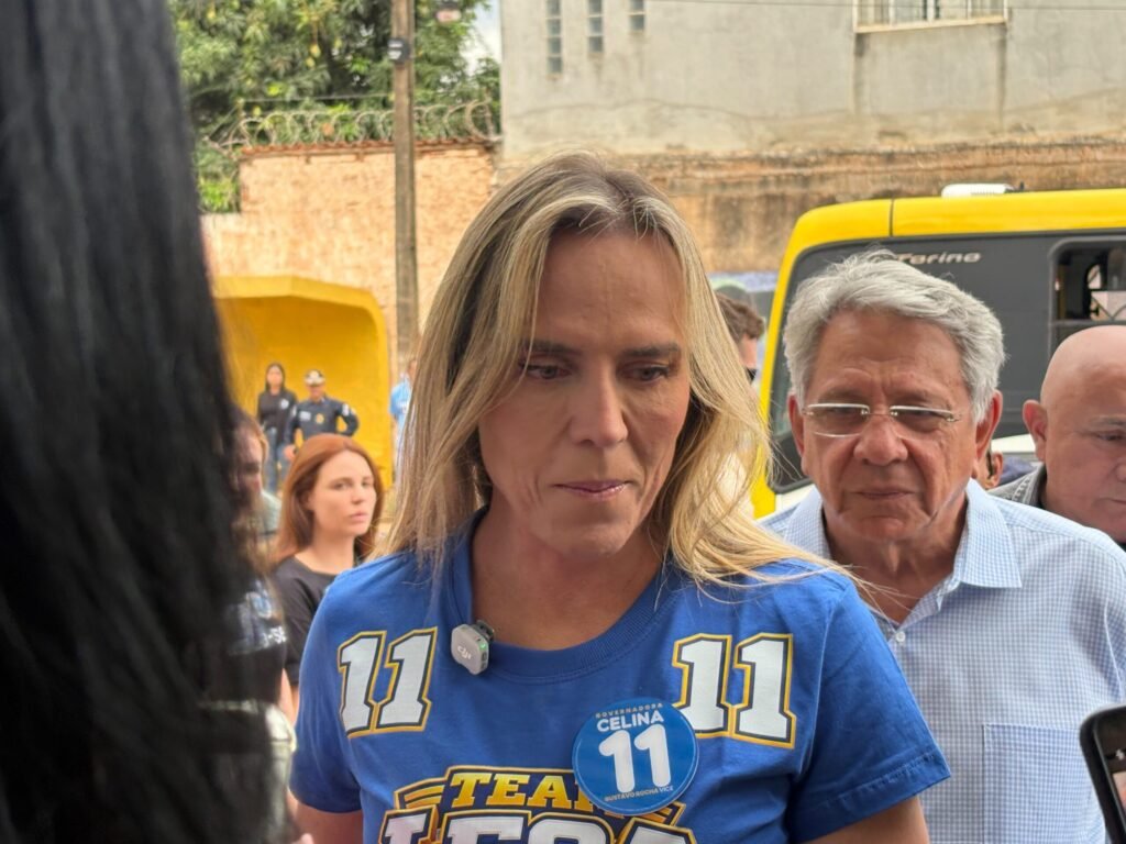 Celina promete “100% de regularização” de escrituras durante agenda no Itapoã