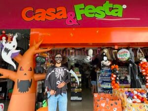 Dia das bruxas movimenta comércio no DF