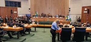 Plenário da CLDF aprova, em primeiro turno, reeleição para a Mesa Diretora