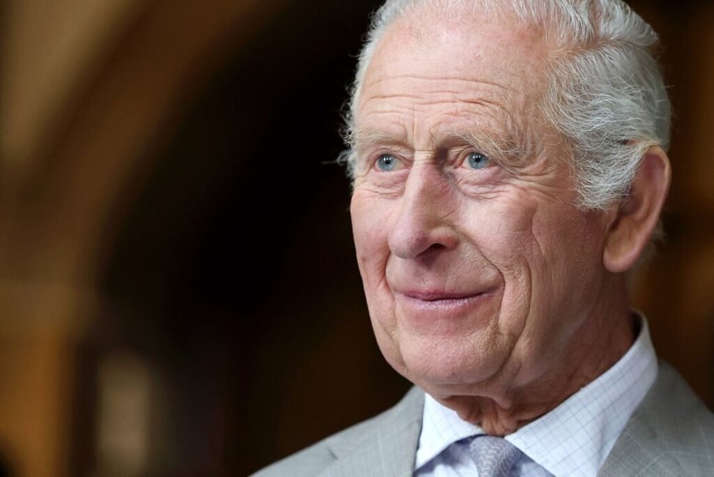 Charles III emprestou dinheiro para reformar mansão do ex-príncipe Andrew em Windsor