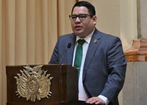 Tráfico, corrupção e pressão dos EUA: pontos-chave da prisão do procurador-geral na Bolívia