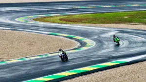 Goiânia sedia competição internacional de motociclismo