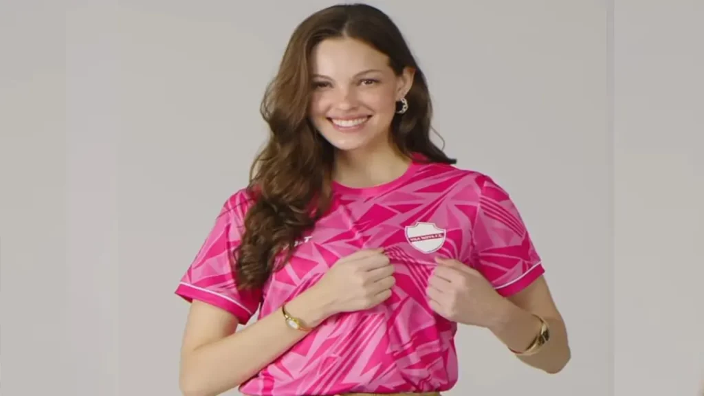 Vila Nova divulga camisa do Outubro Rosa