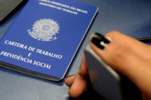 Inserção de donas de casa no mercado de trabalho aumentaria o PIB em 2,2%, mostra estudo