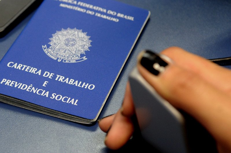 Inserção de donas de casa no mercado de trabalho aumentaria o PIB em 2,2%, mostra estudo
