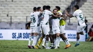 Goiás vence o Ceará no Castelão e mantém vivo o sonho do G-6