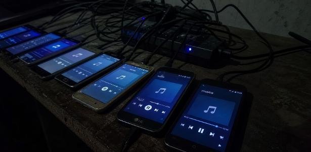 EUA condenam músico por fraude com músicas de IA em streaming