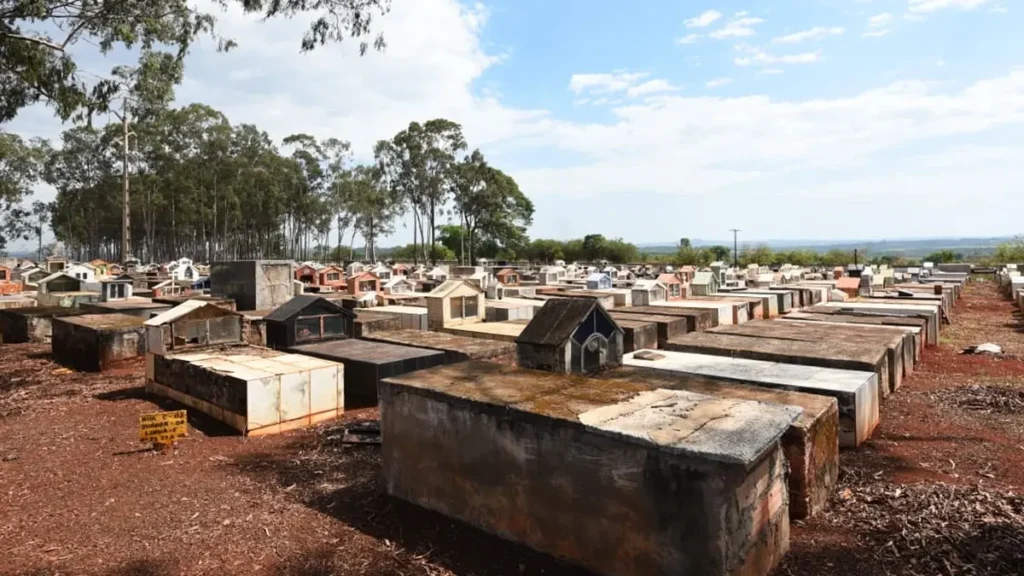 Aparecida regulamenta serviços funerários gratuitos