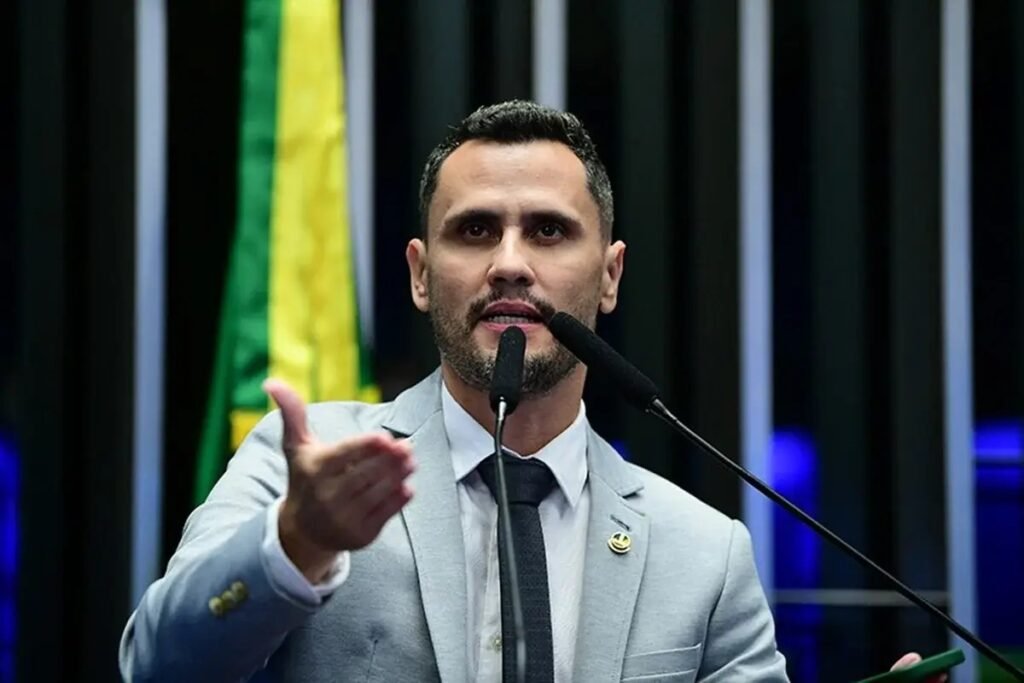 Cleitinho inclui Gabriel Azevedo na transição e no futuro secretariado de MG